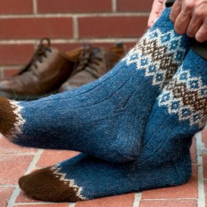 knitted-socks-borders